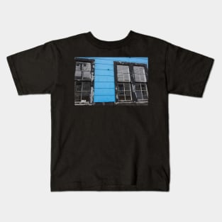 Old black window Kids T-Shirt